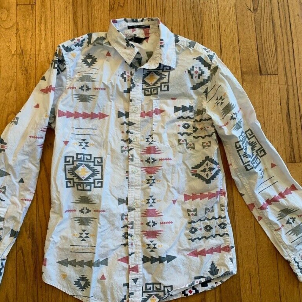 SOLD - Forever 21 Tribal Geometric shirt